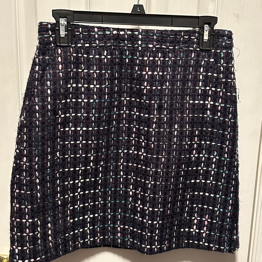 Blue short pencil skirt, Size 0 from the Loft.